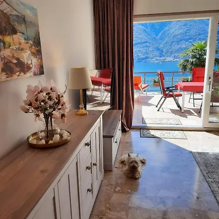 With Panoramic View & Terrace In Pino, Maggiore - Casa Roccia No 5 *